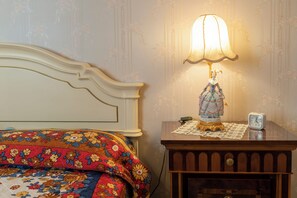 2 slaapkamers, een strijkplank/strijkijzer, wifi, beddengoed