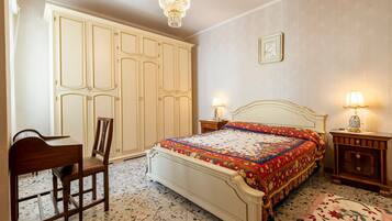 2 camere, ferro/asse da stiro, Wi-Fi, lenzuola