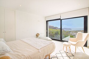 4 Schlafzimmer, Bügeleisen/Bügelbrett, kostenloses WLAN, Bettwäsche