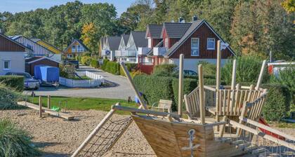 Lovely home in Süssau/Ostsee with sauna