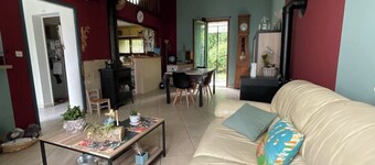 Casa de vacaciones 'Maison De Vacances Pradines' con jardín privado