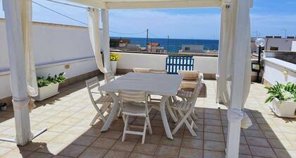 Maison Sur Mer - Saline dei Monaci - House 50 meters from the sea in Salento.