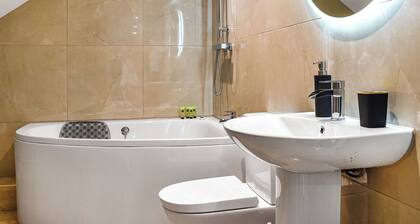 Swift Cottage - UK47527