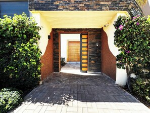 Exterior detail - SOOFSTAY
"We season your vacation the most exciting and comfortable way" (Marrakesh-Safi)