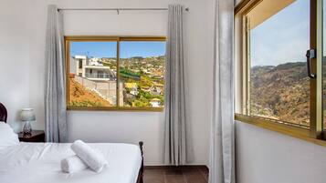 3 Schlafzimmer, Bügeleisen/Bügelbrett, kostenloses WLAN, Bettwäsche