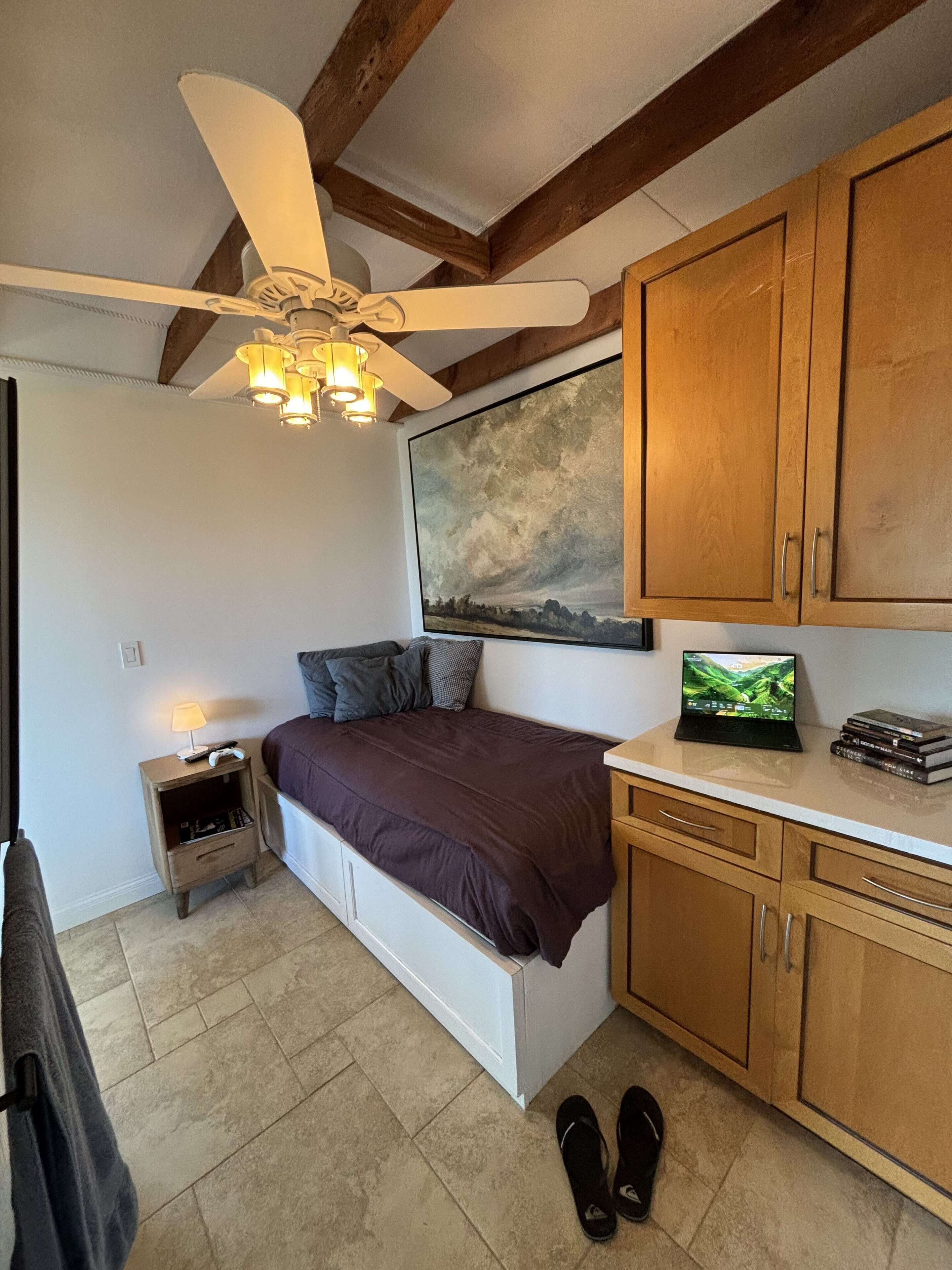 3 bedrooms, desk, iron/ironing board, free WiFi