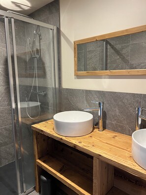 Dusche, HandtĂŒcher