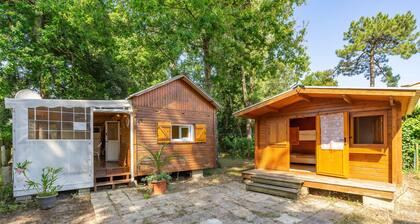 Mobile Home 'Mh16 La Tremblade' avec piscine partagée, terrasse privée et climatisation