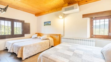 5 chambres, fer et planche Ă repasser, Wi-Fi gratuit, draps fournis