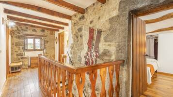 3 chambres, fer et planche Ă  repasser, Wi-Fi gratuit, draps fournis