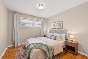 4 Schlafzimmer, Bügeleisen/Bügelbrett, kostenloses WLAN, Bettwäsche