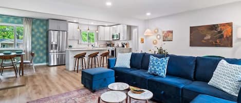 TV connectée, jeux vidéo, espaces bureaux