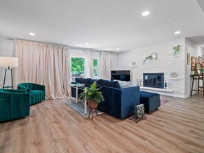 Téléviseur connecté, jeux vidéo, table de ping-pong