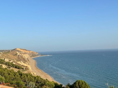 Room 'Vista Torre Sul Mare 1' with Shared Terrace, Wi-Fi and Air Conditioning