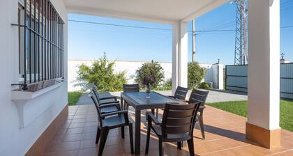 Maison de vacances 'Chalet La Barrosa' avec piscine privée, Wi-Fi et climatisation