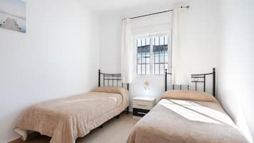 3 Schlafzimmer, Bügeleisen/Bügelbrett, kostenloses WLAN, Bettwäsche