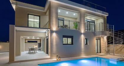 Country House 'Villa Zografia' with Sea View, Wi-Fi and Air Conditioning