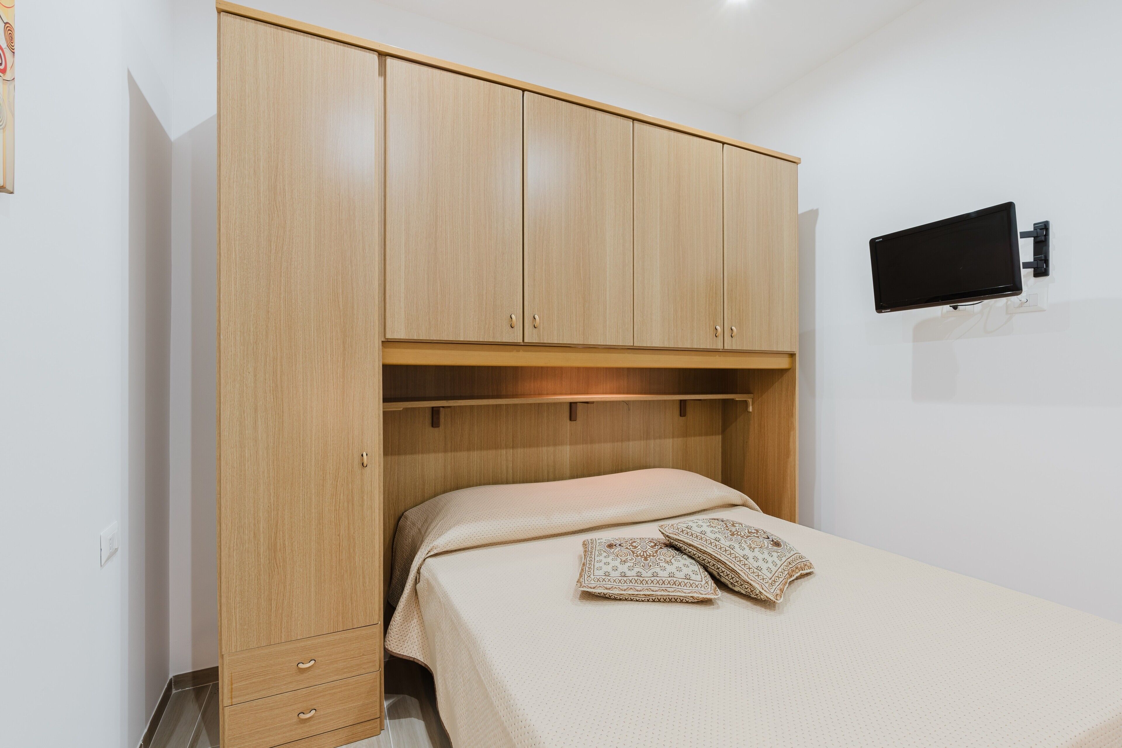 1 makuuhuone, silitysrauta/-lauta, ilmainen Wi-Fi, vuodevaatteet