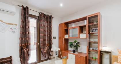 Holiday Home 'Casa Vacanza Nonna Rosina' with Wi-Fi and Air Conditioning