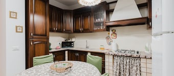 Holiday Home 'Casa Vacanza Nonna Rosina' with Wi-Fi and Air Conditioning