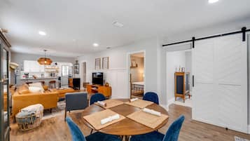 Smart TV, offices