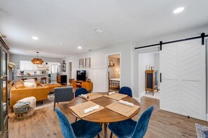 Smart TV, offices
