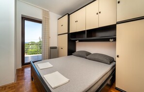 2 bedrooms, free WiFi, bed sheets