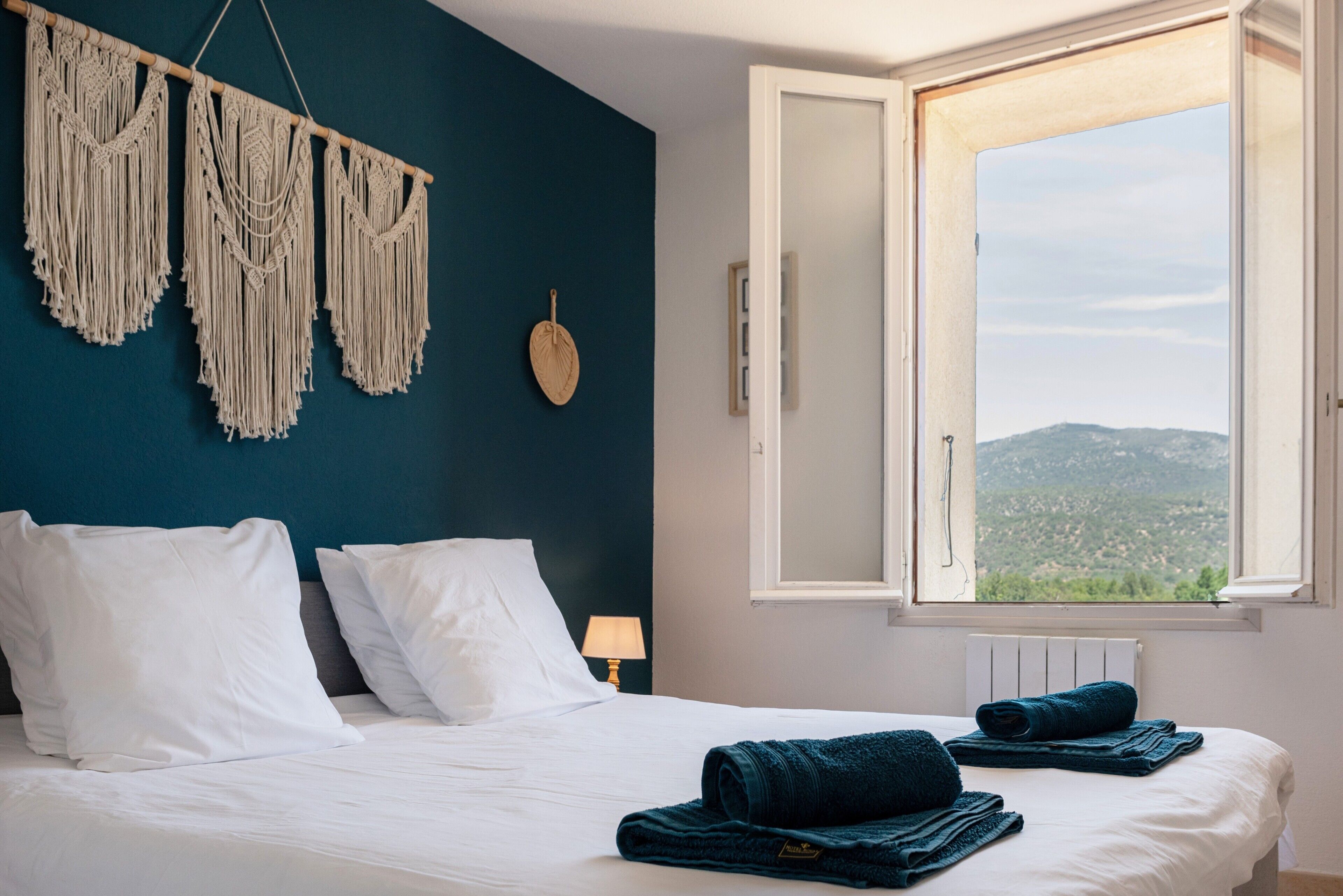 2 多间卧室、办公桌、熨斗/熨衣板、免费 WiFi