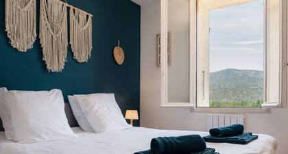 Apartment 'Gite Le Canigou 3 Stars' with Mountain View, Private Terrace and Wi-Fi