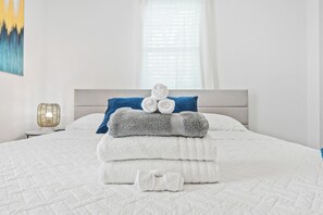 5 slaapkamers, een strijkplank/strijkijzer, gratis wifi, beddengoed