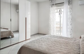3 chambres, accès au Wi-Fi (inclus), literie fournie