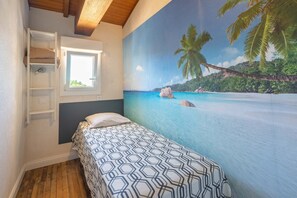 7 habitaciones, tabla de planchar con plancha y wifi gratis 