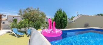 Villa 'Cap Mer 17' with Private Pool, Private Terrace and Wi-Fi