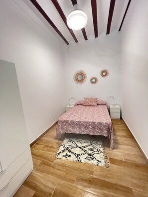 3 Schlafzimmer, Bügeleisen/Bügelbrett, WLAN, Bettwäsche