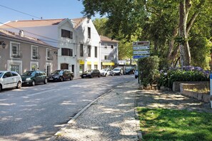 Esterni