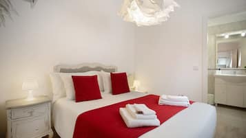 1 dormitori, planxa i posts de planxar, wifi gratuïta i roba de llit