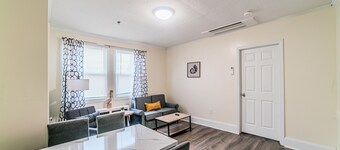 Renovated 1-bedroom apartment in Downtown Falmouth Located Right on Main Street