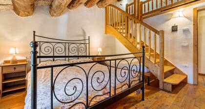 Apartment 'Appartamento Del Vecchio Fienile' mit Bergblick und gemeinsamem Garten