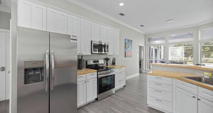 Family-Friendly with Game Room & Screened-In Pool