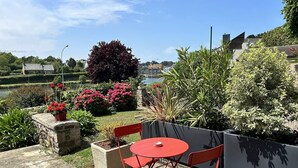 Outdoor dining - Studio near Dahouët harbour | 2 guests | Ref 1003 (PLENEUF VAL ANDRE)
