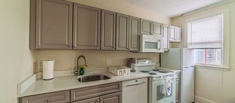 One Bedroom Apartment Located in Downtown Falmouth