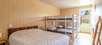 Holiday Home 'Gîte La Clé Des Champs' with Private Terrace and Garden