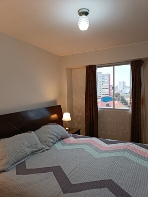 2 soverom, strykejern/-brett, wi-fi og sengetøy