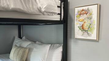 2 chambres, fer et planche Ă repasser, Wi-Fi, draps fournis