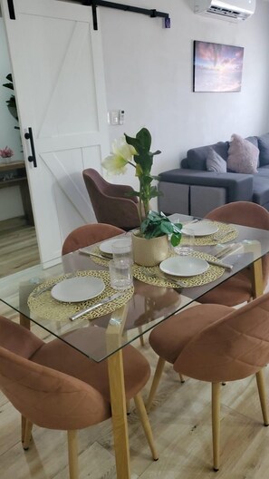 Dineren