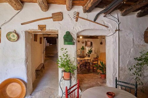 Country House 'El Zarzo' with Mountain View, Shared Terrace and Wi-Fi