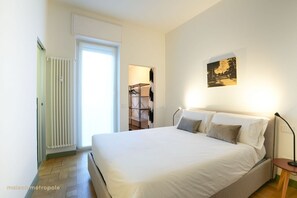 2 sovrum, skrivbord, wi-fi och sÀngklÀder