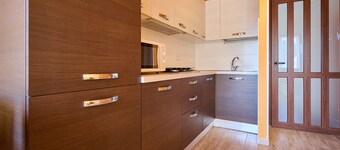 Apartment 'Appartamento Vicino Mare' with Private Terrace and Shared Garden