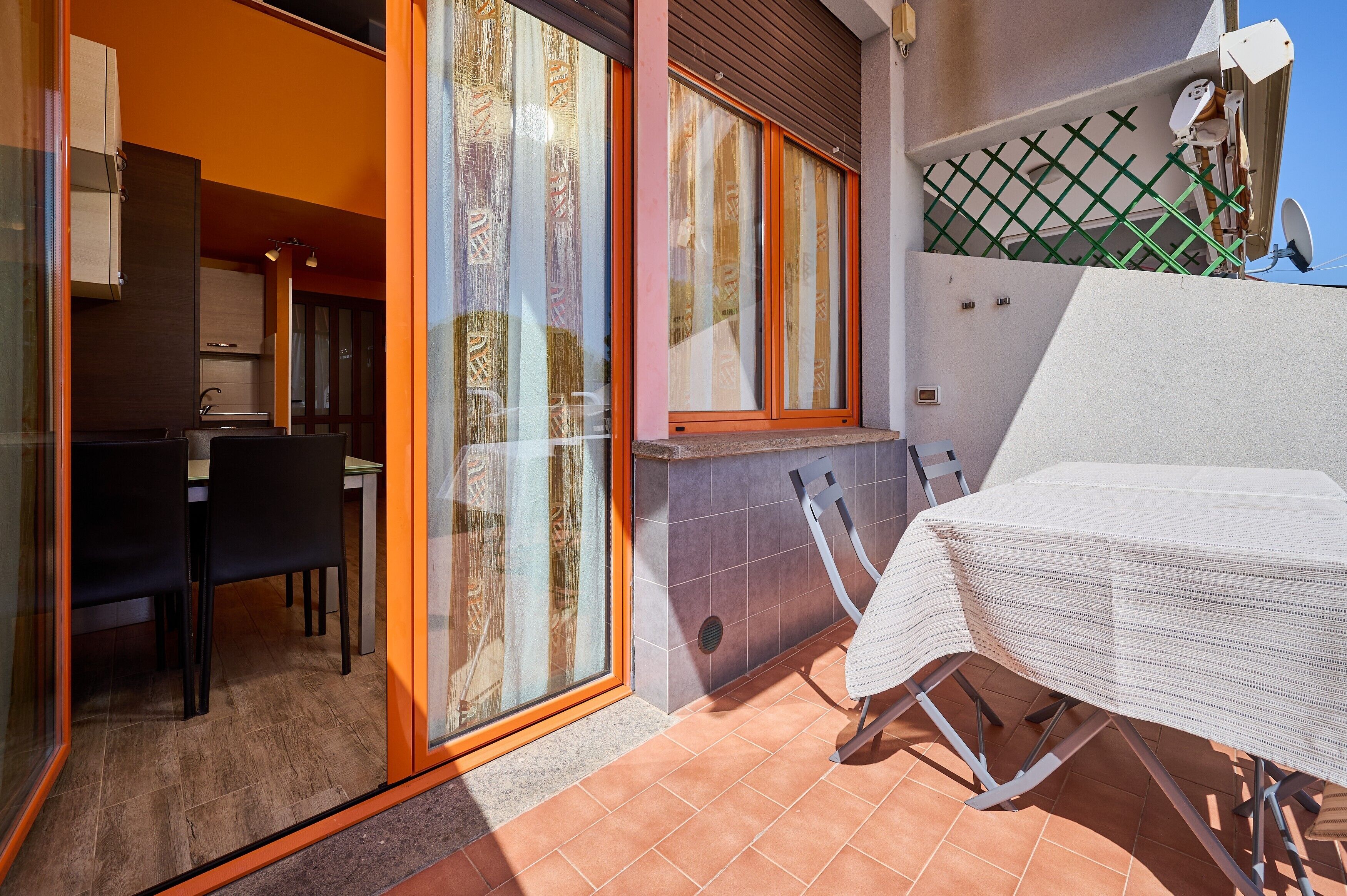 屋外ダイニングエリア