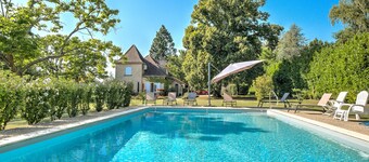 Holiday Home 'Le Puy Bellevue' with Private Pool, Private Terrace and Wi-Fi
